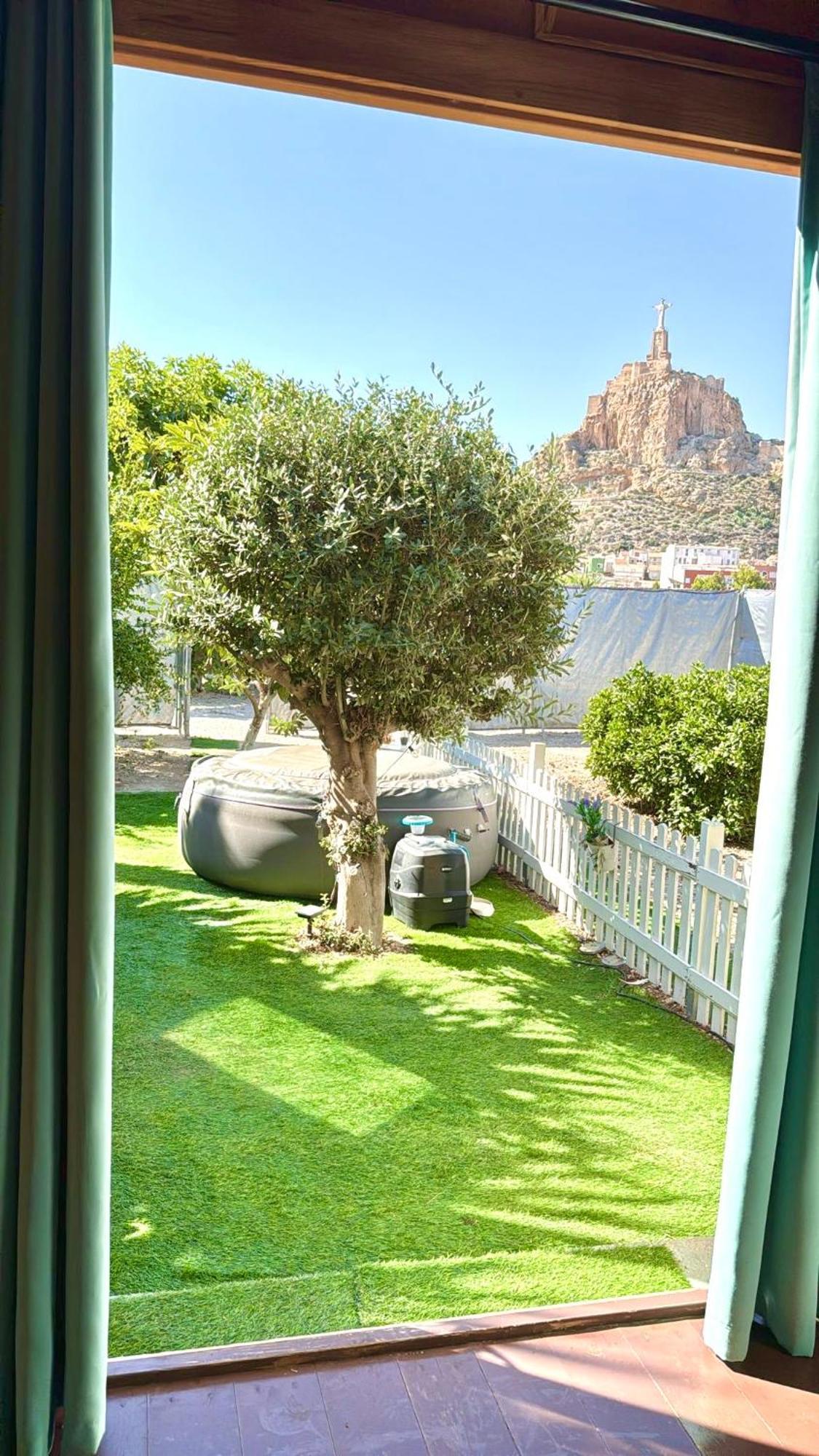 Tiny House Deluxe Para Escapada Con Jacuzzi Murcia Eksteriør billede